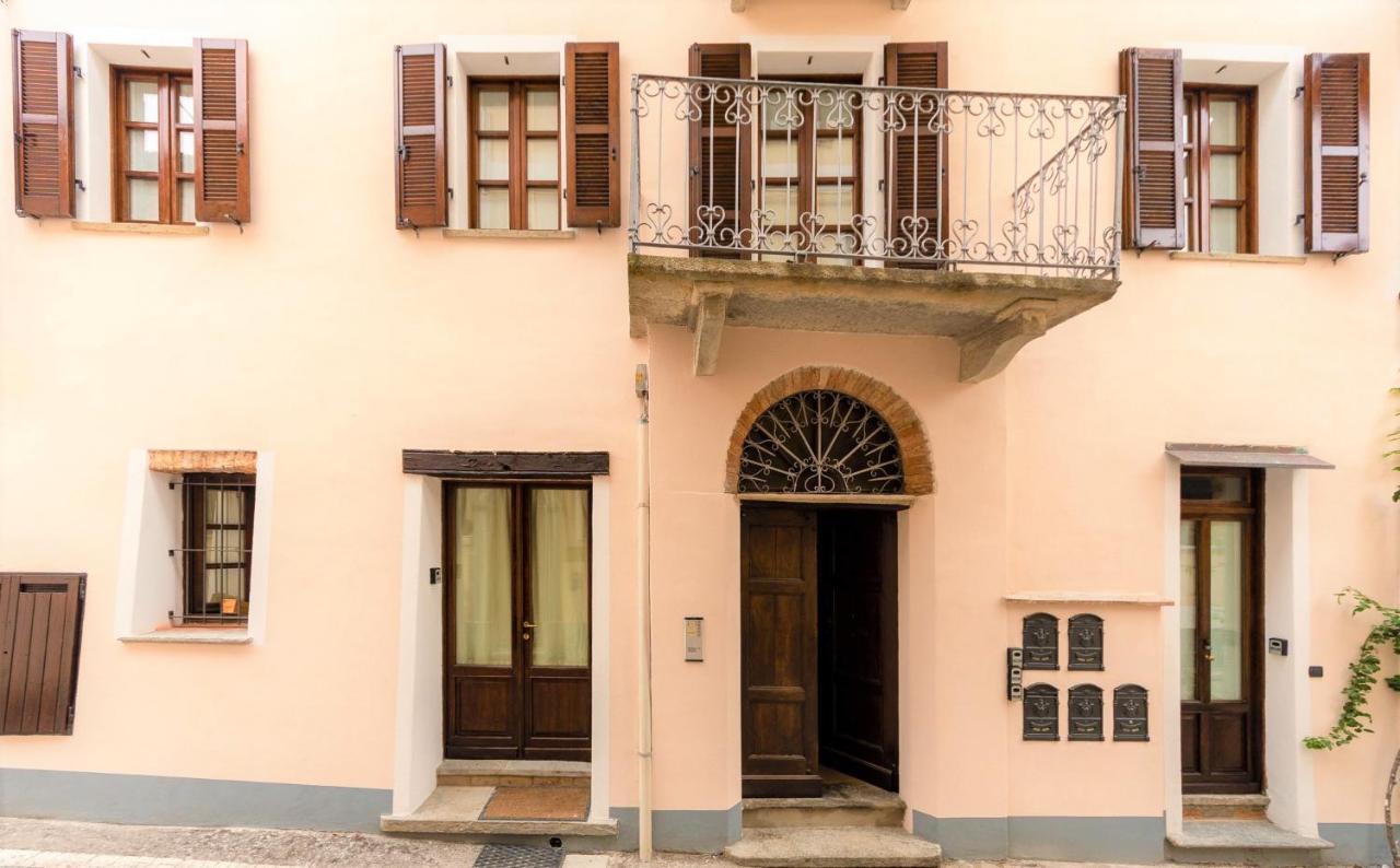 La Morra Flats Διαμέρισμα Εξωτερικό φωτογραφία
